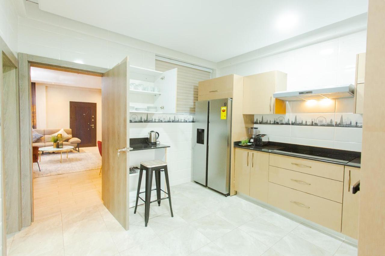 Accra Luxury Homes @ Achimota Lapaz Bagian luar foto