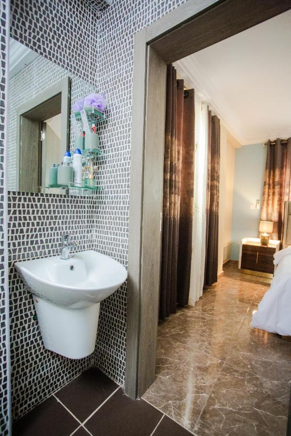 Accra Luxury Homes @ Achimota Lapaz Bagian luar foto
